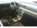 United Gray - Passat Komfort Sedan Photo No. 28