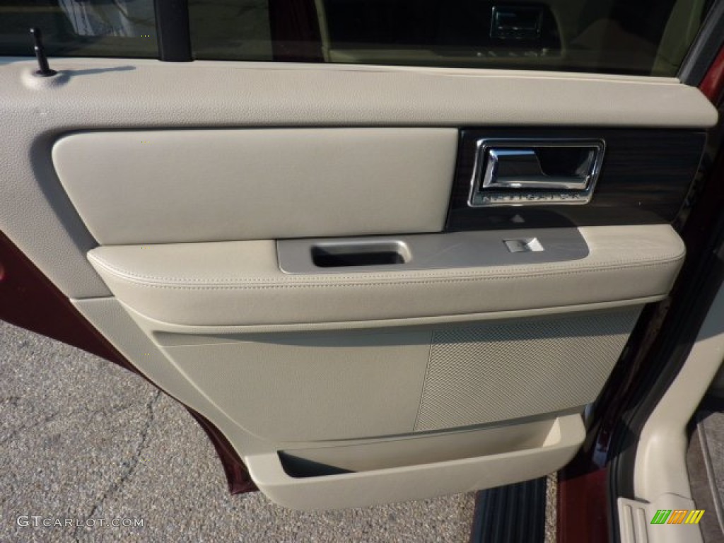 2010 Navigator 4x4 - Royal Red Metallic / Stone photo #14