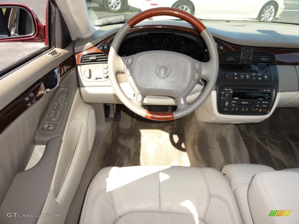 2001 Cadillac DeVille DHS Sedan Neutral Shale Dashboard Photo #52368682