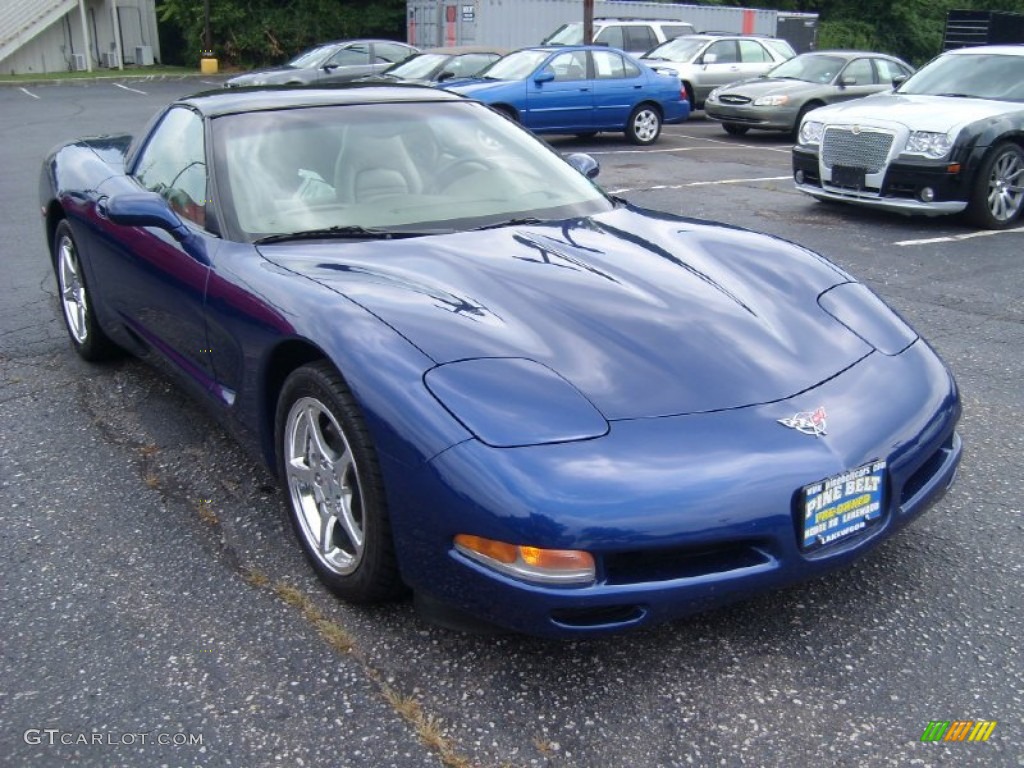 2004 Corvette Coupe - LeMans Blue Metallic / Light Oak photo #3