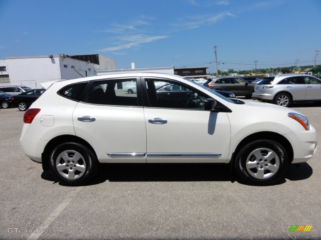 2011 Rogue S AWD - Pearl White / Black photo #7