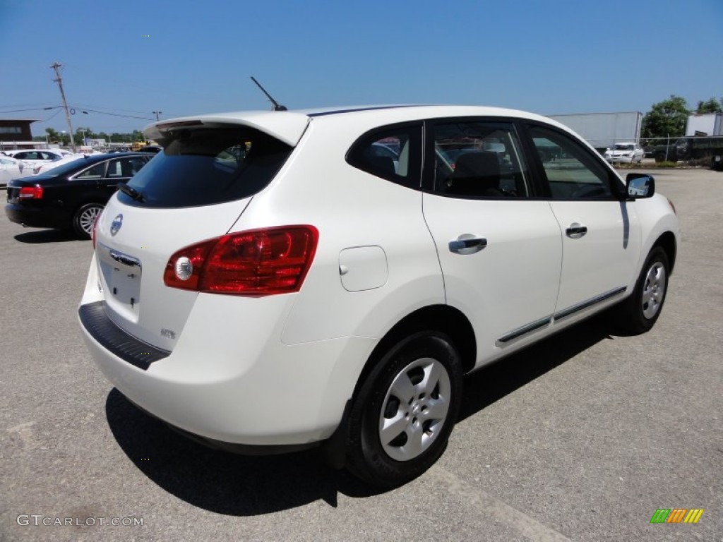 2011 Rogue S AWD - Pearl White / Black photo #8