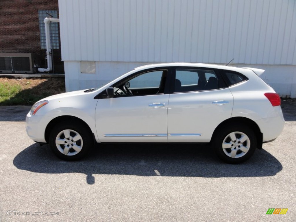 2011 Rogue S AWD - Pearl White / Black photo #11