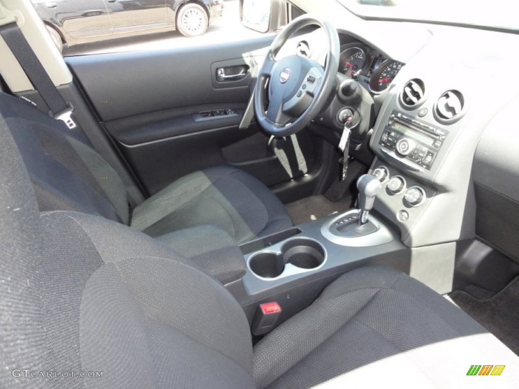 2011 Rogue S AWD - Pearl White / Black photo #19