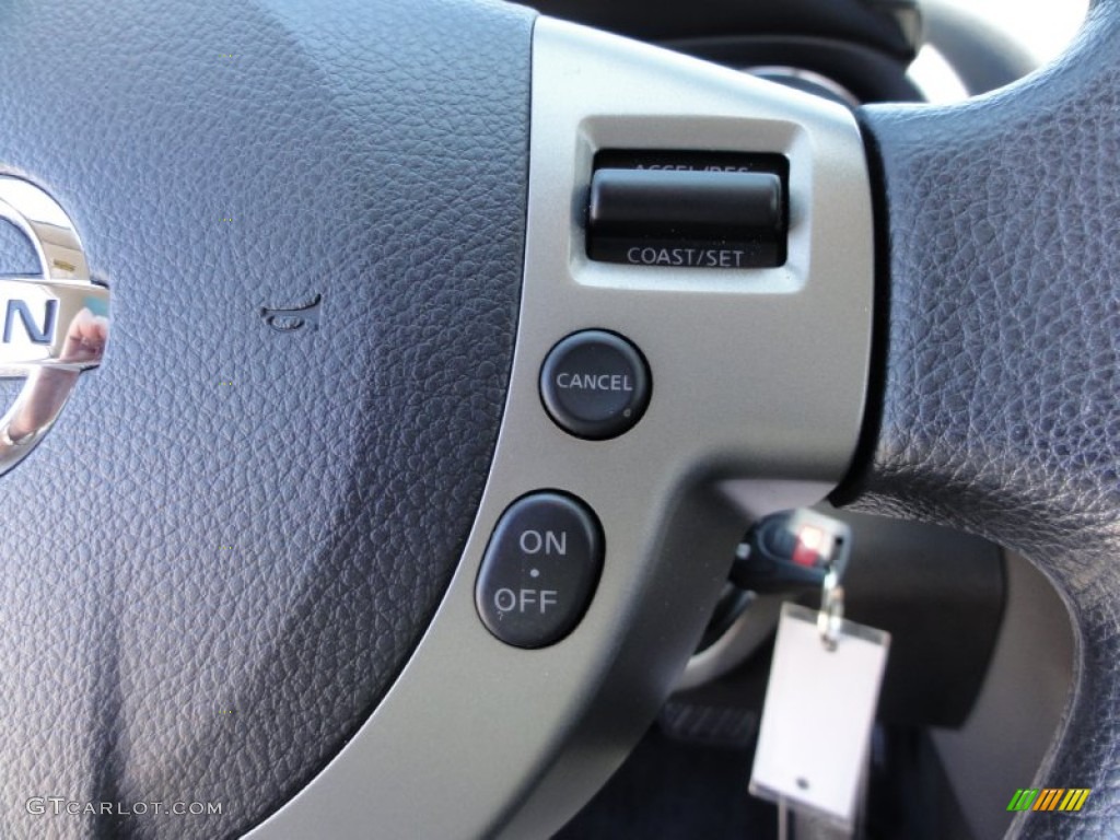 2011 Rogue S AWD - Pearl White / Black photo #49