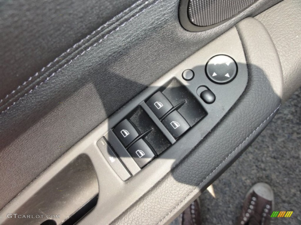 2010 BMW X5 xDrive35d Controls Photo #52374928