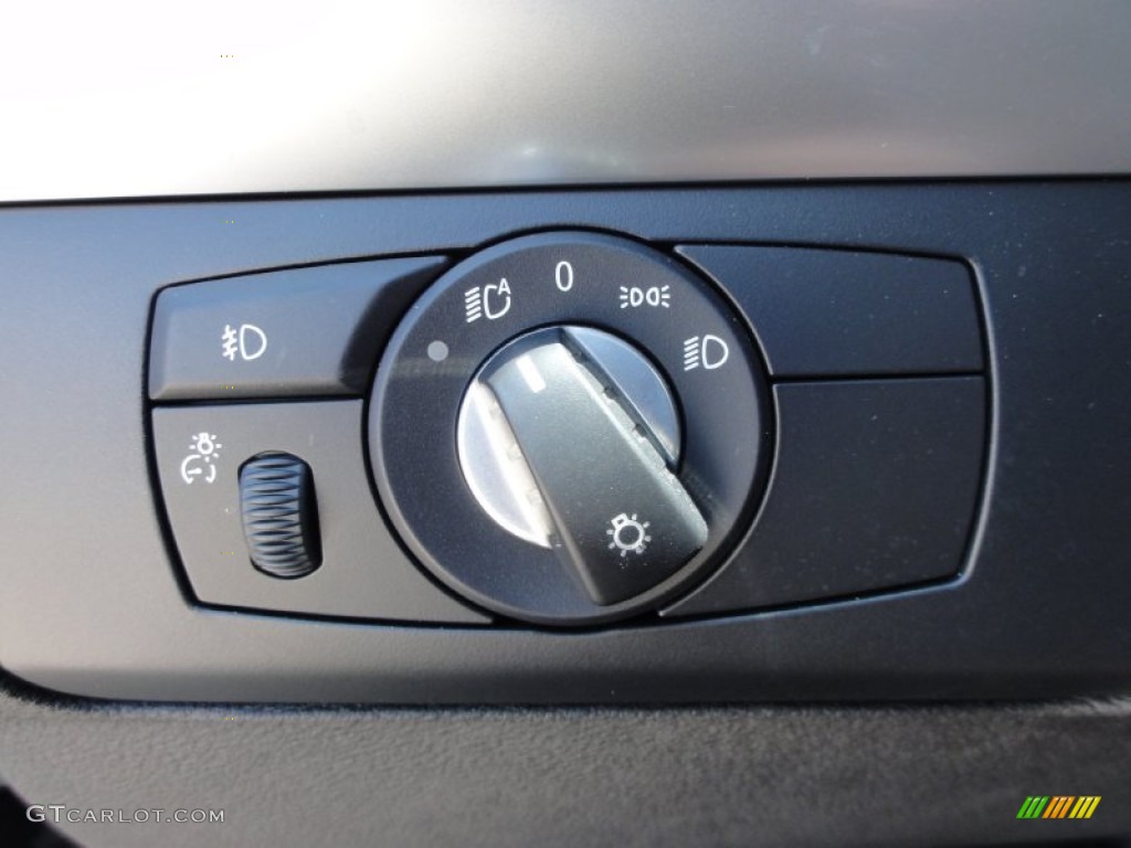 2010 BMW X5 xDrive35d Controls Photo #52375474