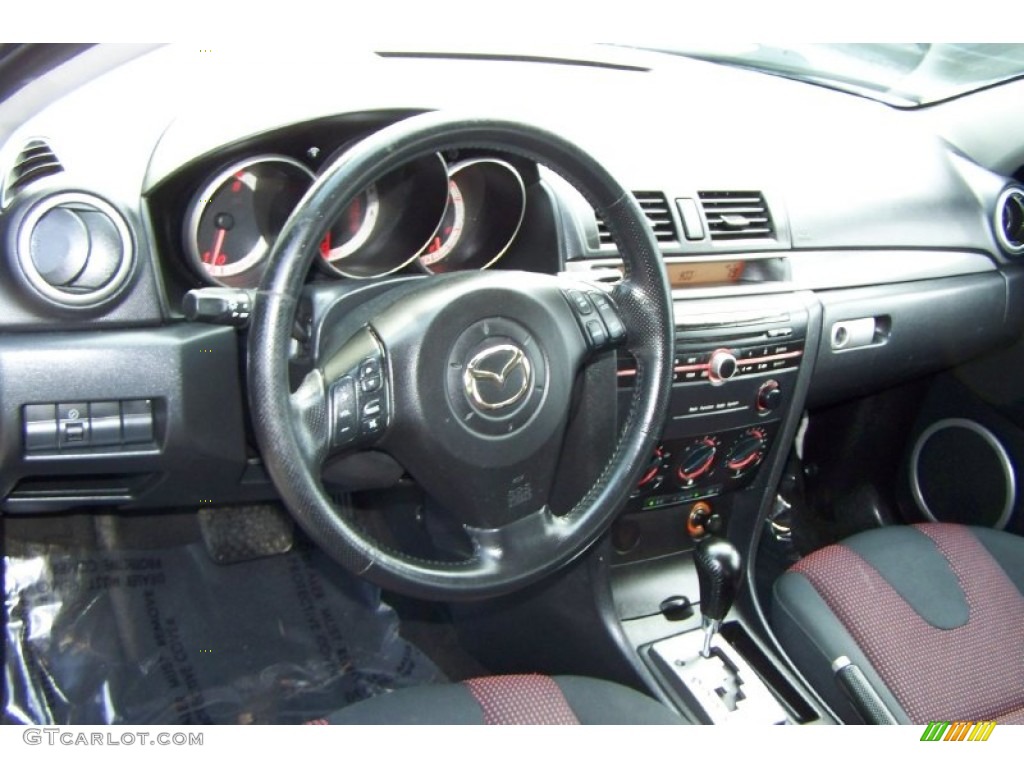 2006 Mazda MAZDA3 s Hatchback Black/Red Dashboard Photo #52376881