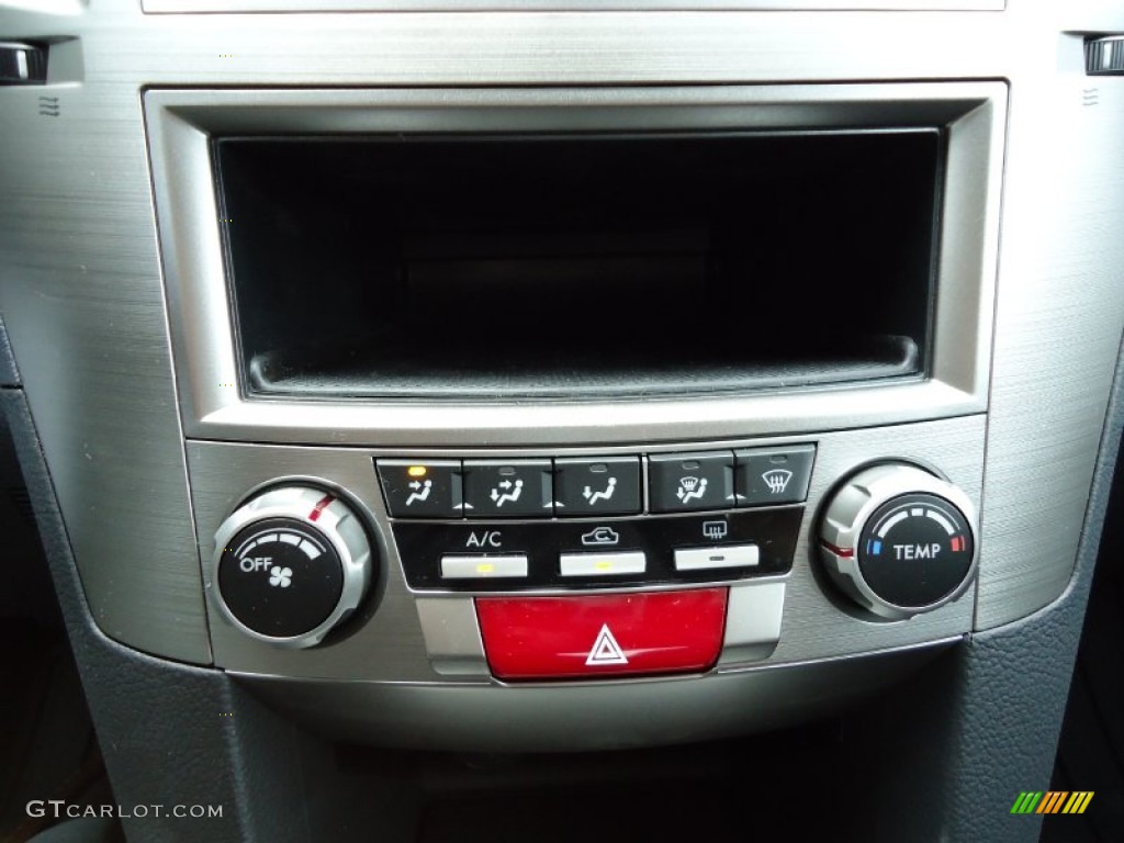2011 Subaru Legacy 2.5i Controls Photo #52378741