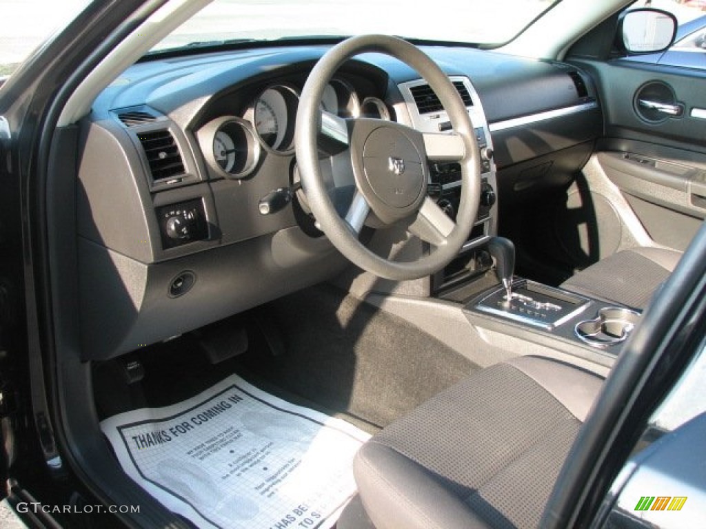 2010 Charger SXT - Brilliant Black Crystal Pearl / Dark Slate Gray photo #6