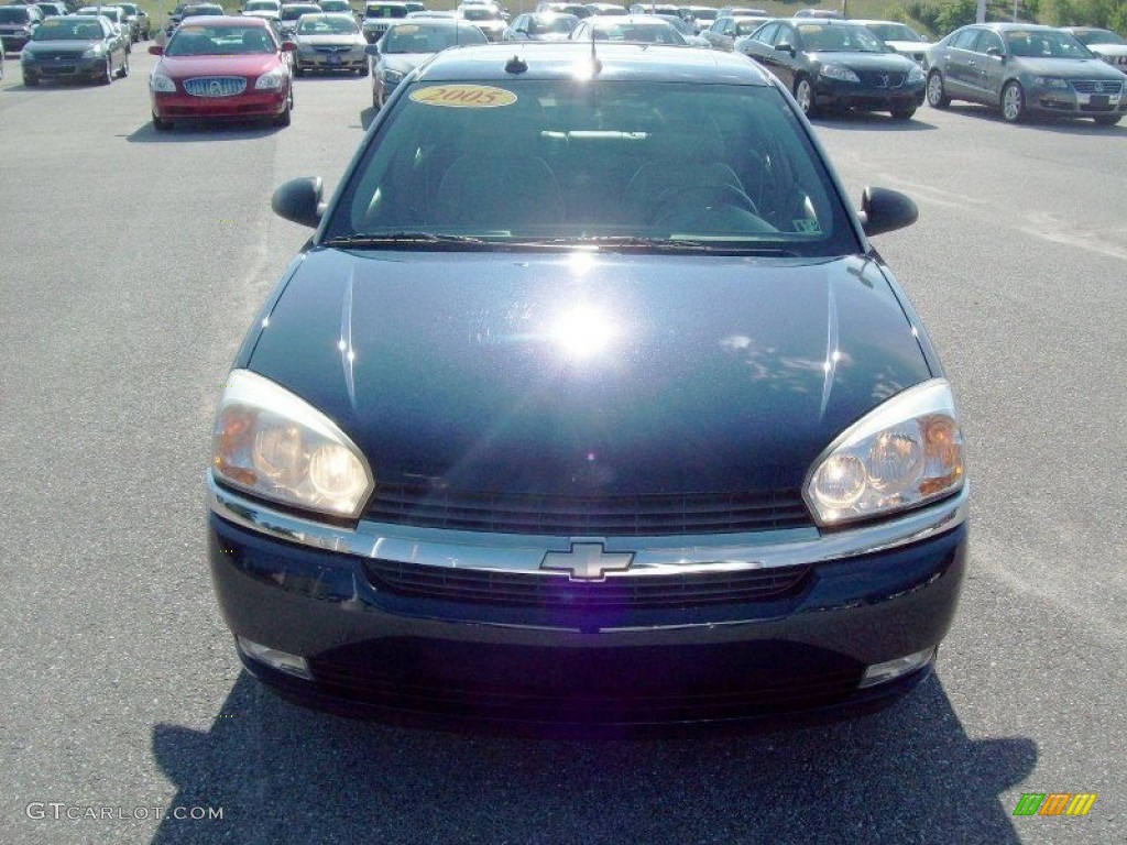 2005 Malibu Maxx LT Wagon - Dark Blue Metallic / Gray photo #14