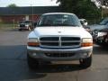 2002 Bright White Dodge Dakota SLT Quad Cab 4x4  photo #2