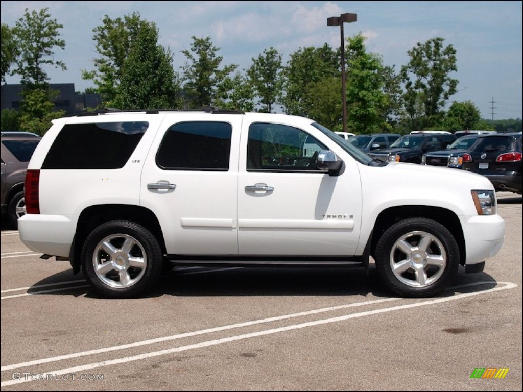 Summit White 2007 Chevrolet Tahoe LTZ 4x4 Exterior Photo #52380352