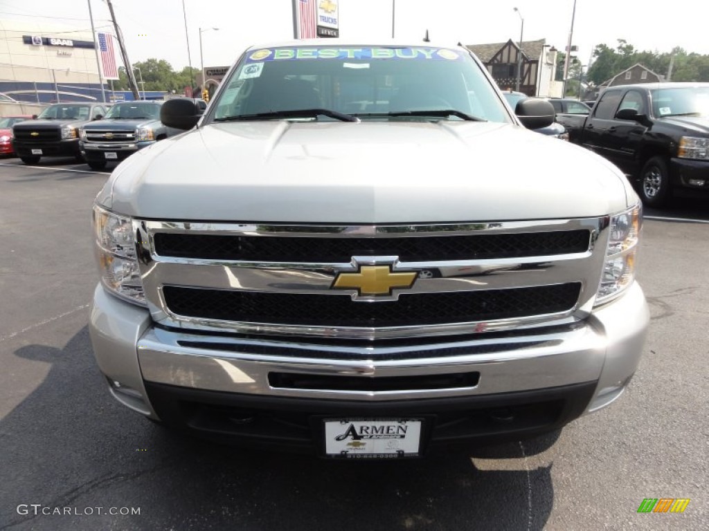 2011 Silverado 1500 LT Extended Cab 4x4 - Sheer Silver Metallic / Ebony photo #3