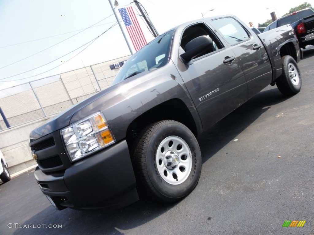 2011 Silverado 1500 Crew Cab 4x4 - Taupe Gray Metallic / Dark Titanium photo #1