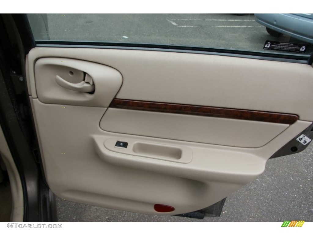 2002 Impala LS - Sandrift Metallic / Neutral photo #18