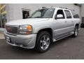 2004 Summit White GMC Yukon XL 1500 SLE 4x4  photo #1