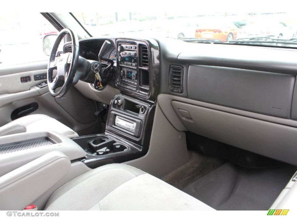 2004 Yukon XL 1500 SLE 4x4 - Summit White / Pewter/Dark Pewter photo #19