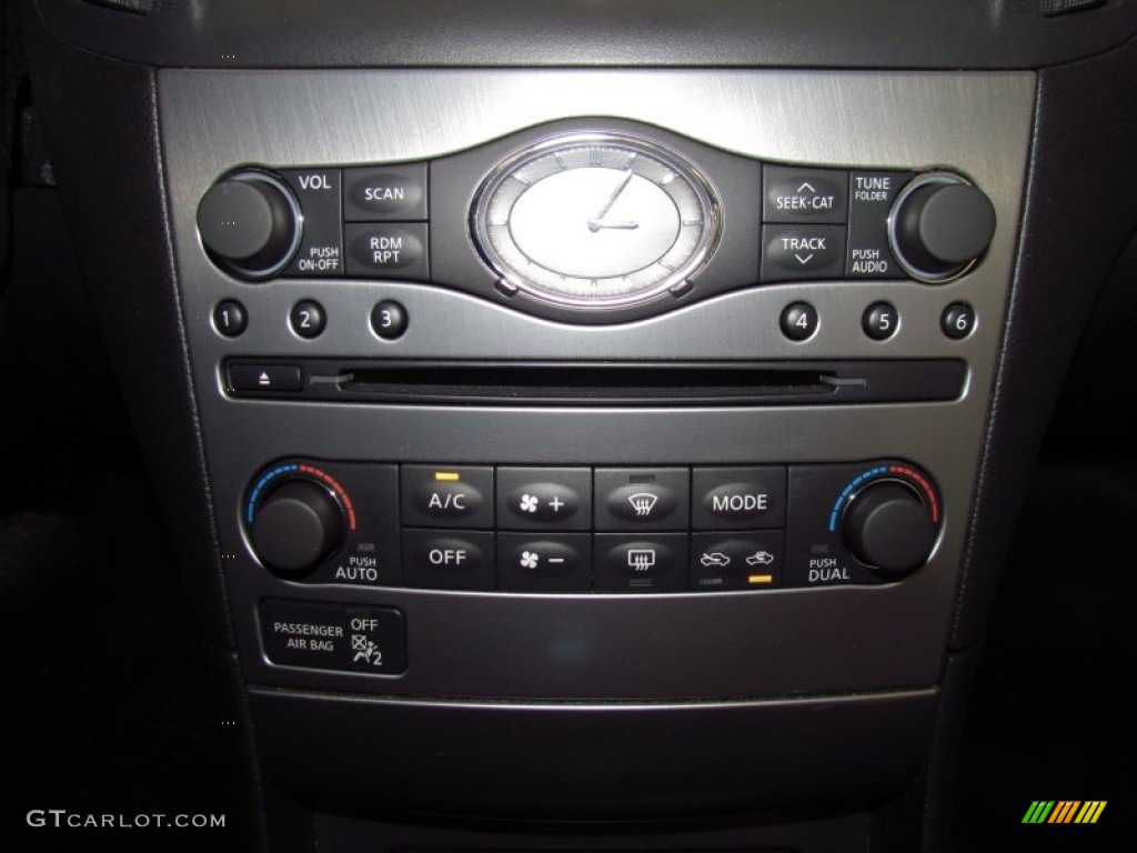 2010 Infiniti G 37 S Sport Coupe Controls Photo #52385239