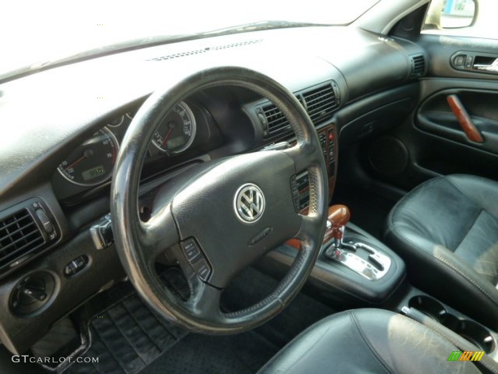 Black Interior 2002 Volkswagen Passat Glx 4motion Wagon