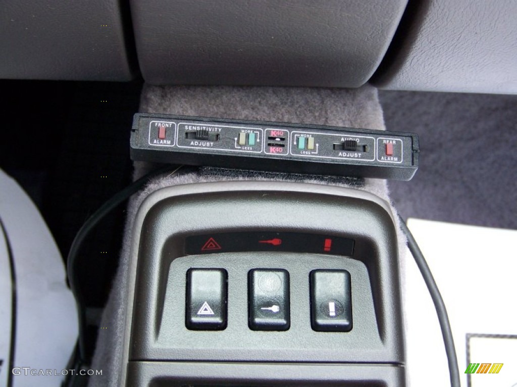 1991 Porsche 911 Carrera 2 Cabriolet Controls Photo #52388545
