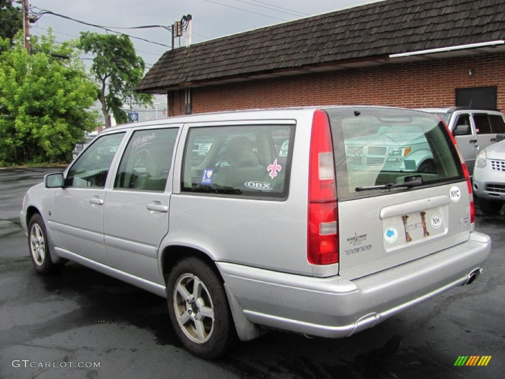 1999 V70 Wagon AWD - Mystic Silver Metallic / Light Taupe photo #2