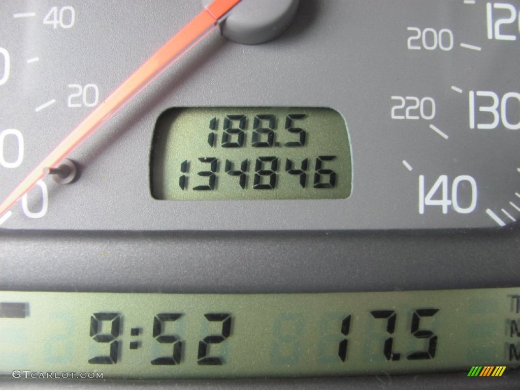 1999 V70 Wagon AWD - Mystic Silver Metallic / Light Taupe photo #3
