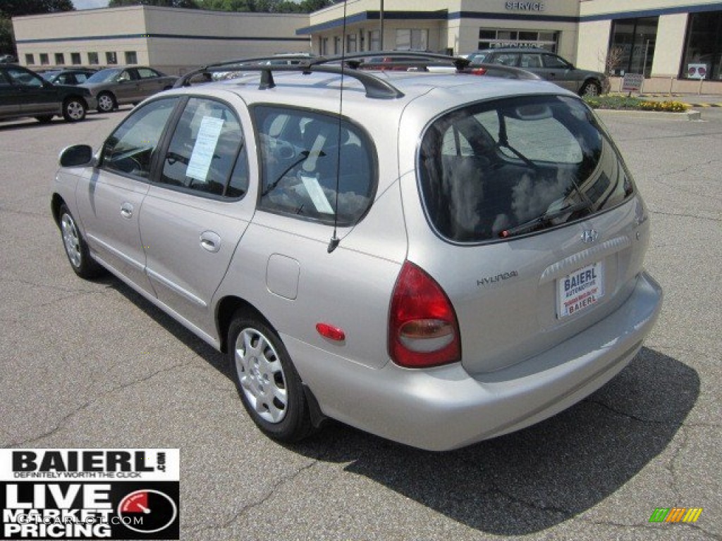 2000 Elantra GLS Wagon - Sandalwood / Gray photo #3