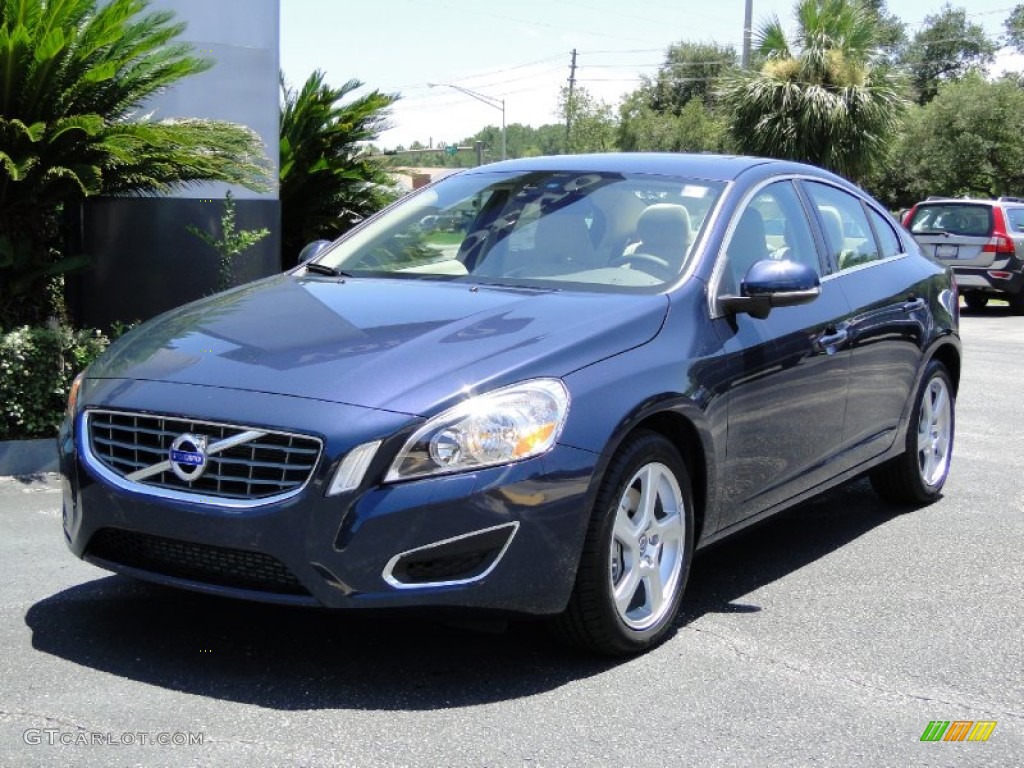 Caspian Blue Metallic Volvo S60