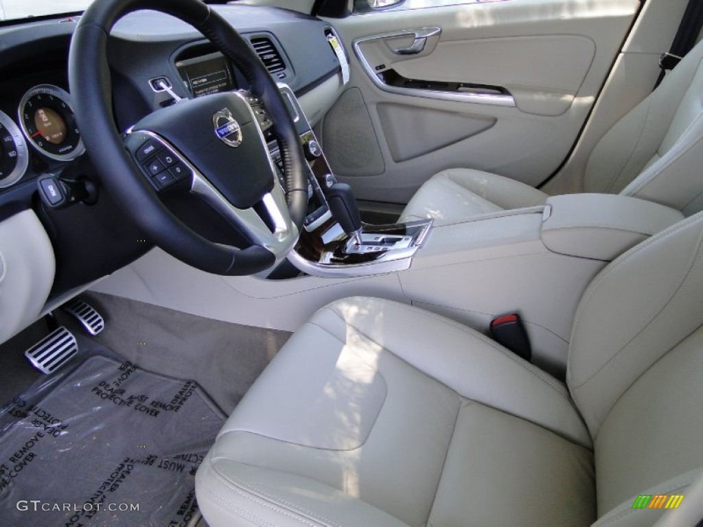 2012 S60 T5 - Caspian Blue Metallic / Soft Beige photo #15