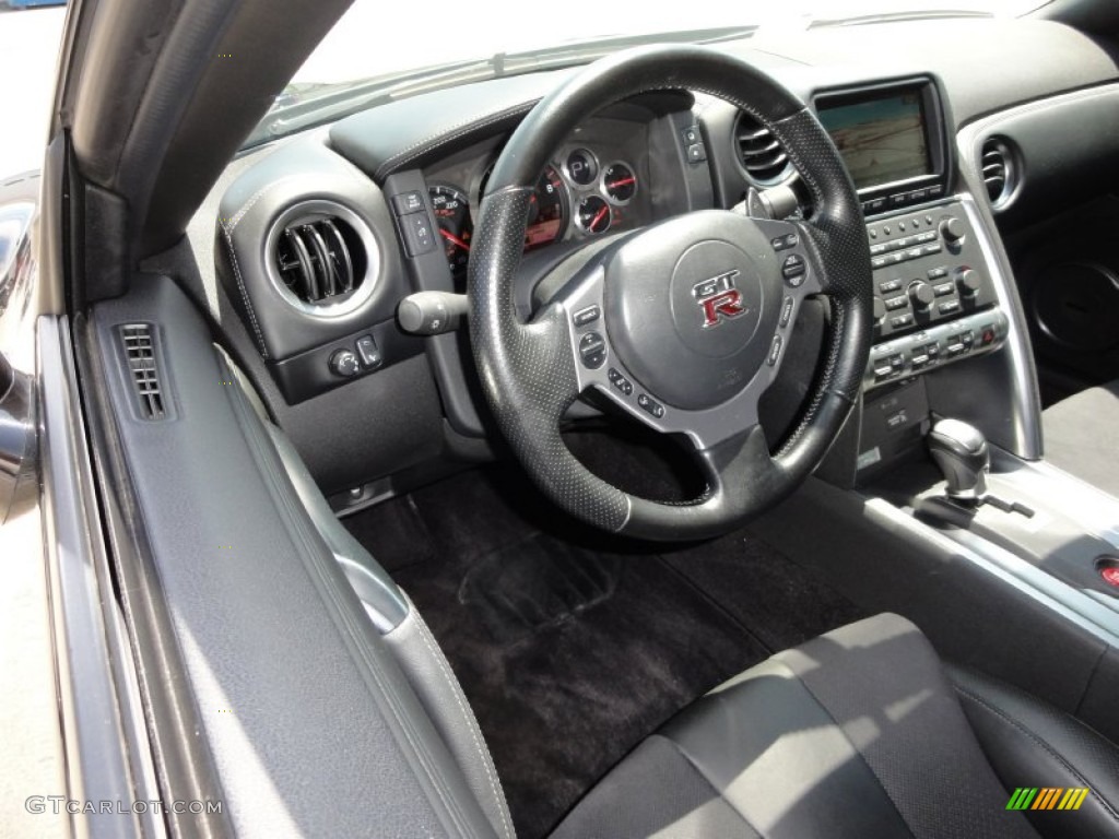 2009 Nissan GT-R Premium Black Dashboard Photo #52393488