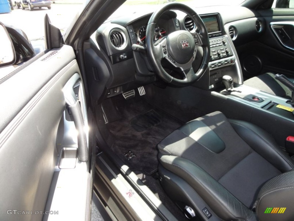 Black Interior 2009 Nissan GT-R Premium Photo #52393500