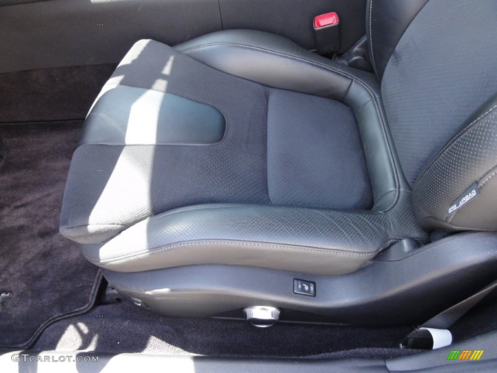 Black Interior 2009 Nissan GT-R Premium Photo #52393536
