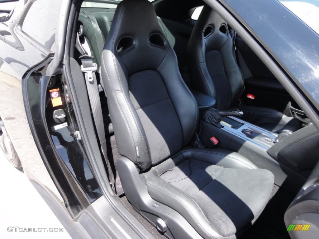 Black Interior 2009 Nissan GT-R Premium Photo #52393593
