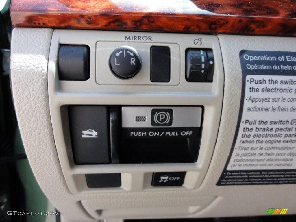 2011 Subaru Outback 2.5i Limited Wagon Controls Photo #52394514