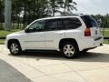 Summit White - Envoy SLE Photo No. 7