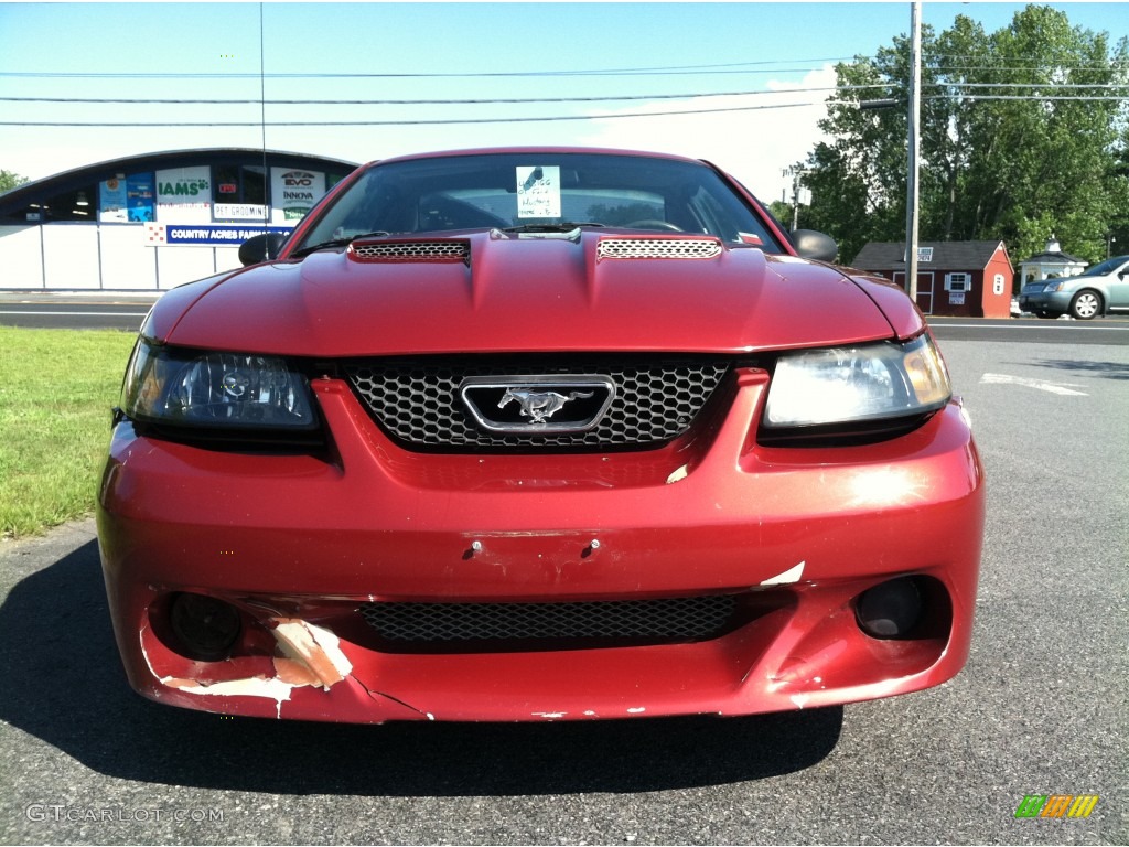 2001 Mustang GT Coupe - Laser Red Metallic / Medium Parchment photo #3