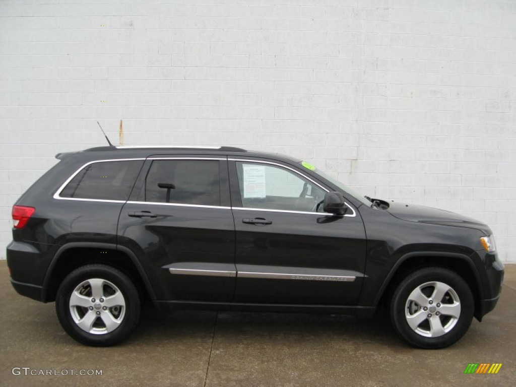 2011 Grand Cherokee Laredo X Package 4x4 - Dark Charcoal Pearl / Black photo #1