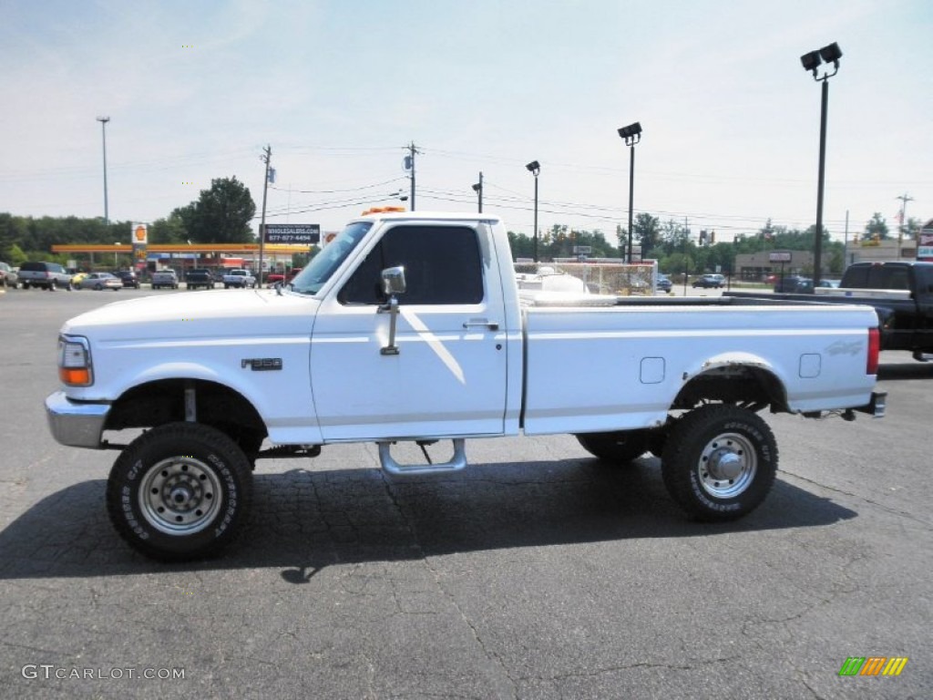 1997 F350 XL Regular Cab 4x4 - Colonial White / Opal Grey photo #4