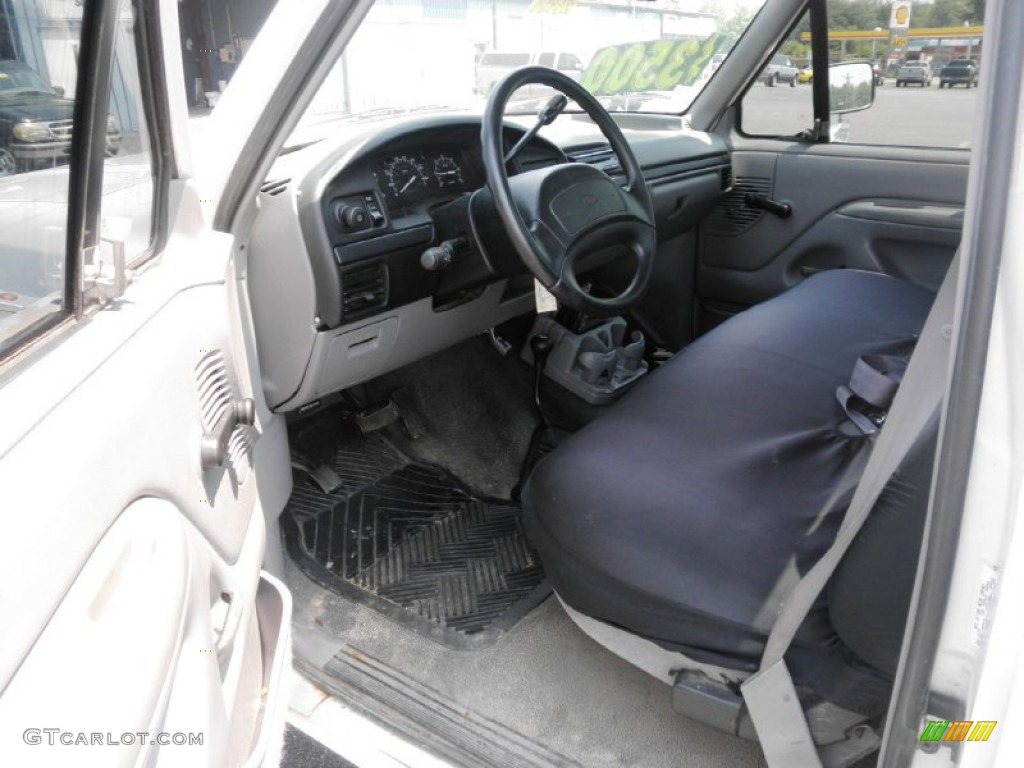Opal Grey Interior 1997 Ford F350 XL Regular Cab 4x4 Photo #52397697