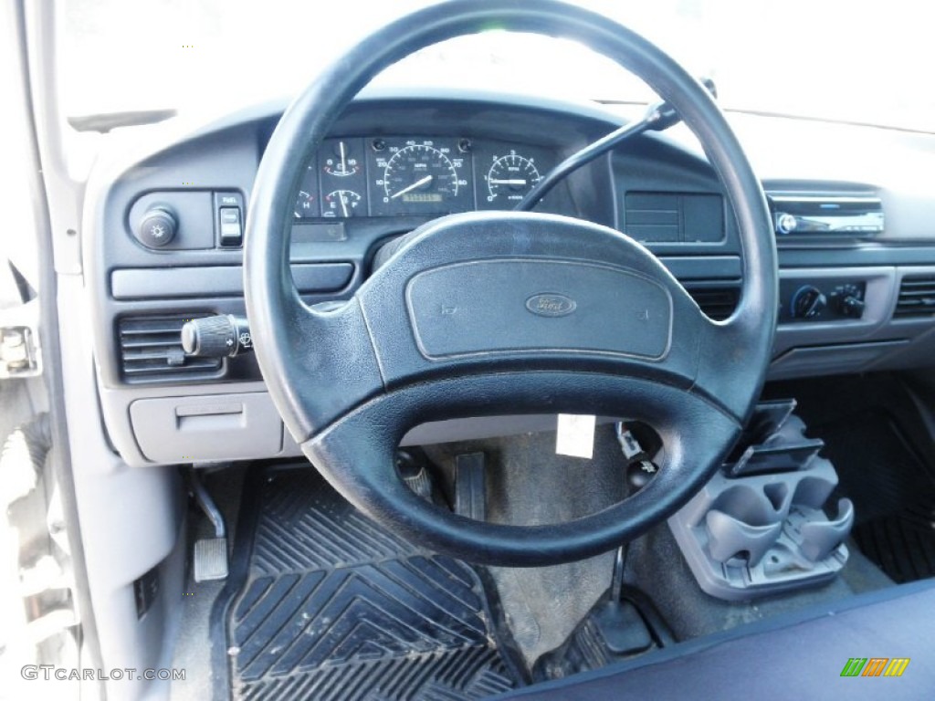 1997 Ford F350 XL Regular Cab 4x4 Opal Grey Steering Wheel Photo #52397775