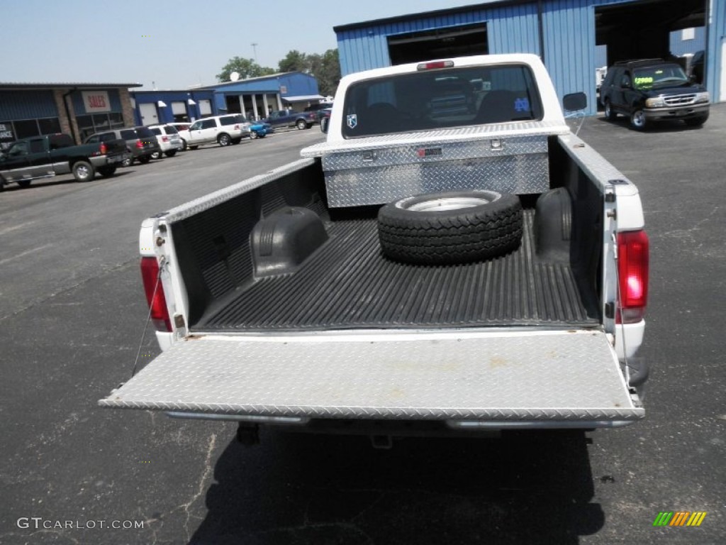 1997 F350 XL Regular Cab 4x4 - Colonial White / Opal Grey photo #15