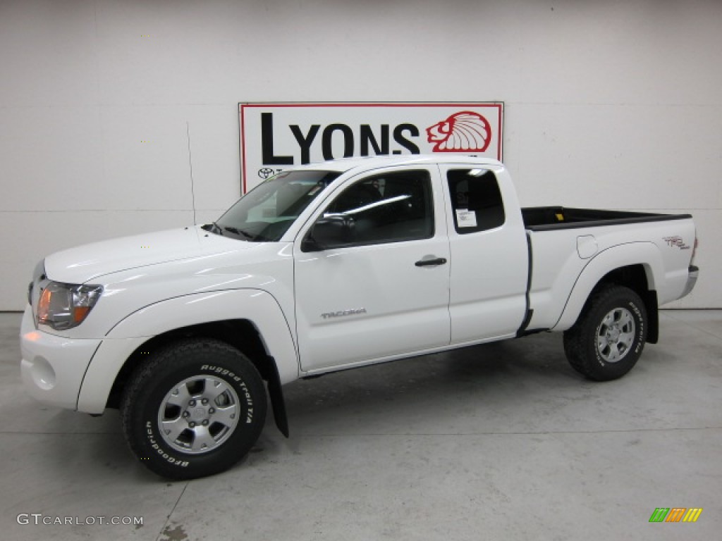 2011 Tacoma V6 TRD Access Cab 4x4 - Super White / Graphite Gray photo #1