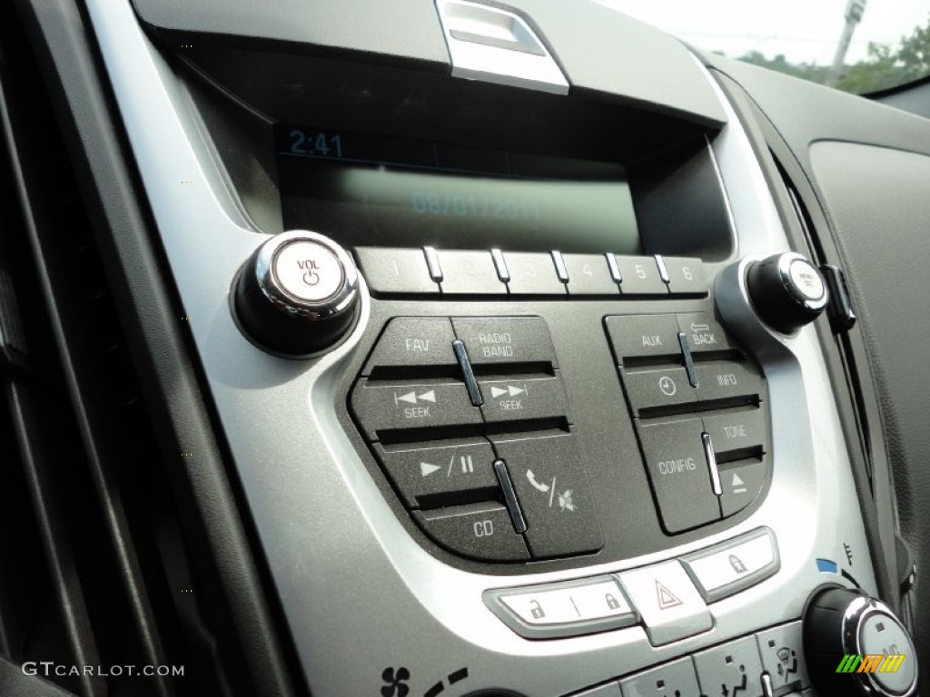 2012 Chevrolet Equinox LS AWD Controls Photo #52399710