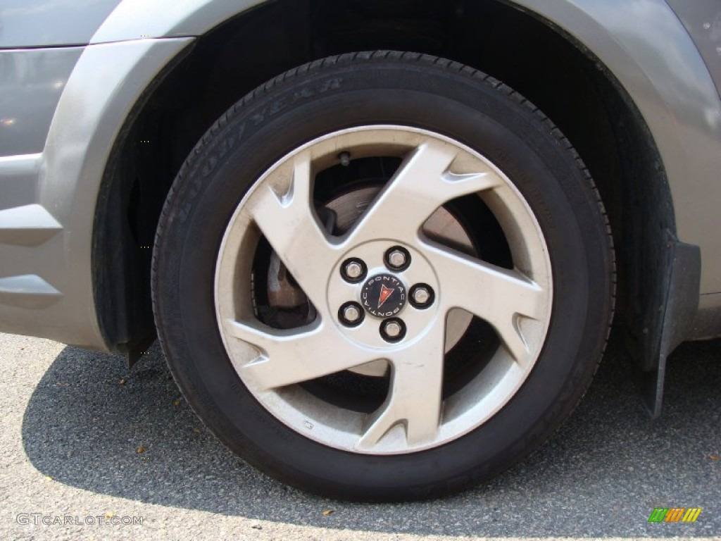 2005 Pontiac Vibe Standard Vibe Model Wheel Photo #52400040