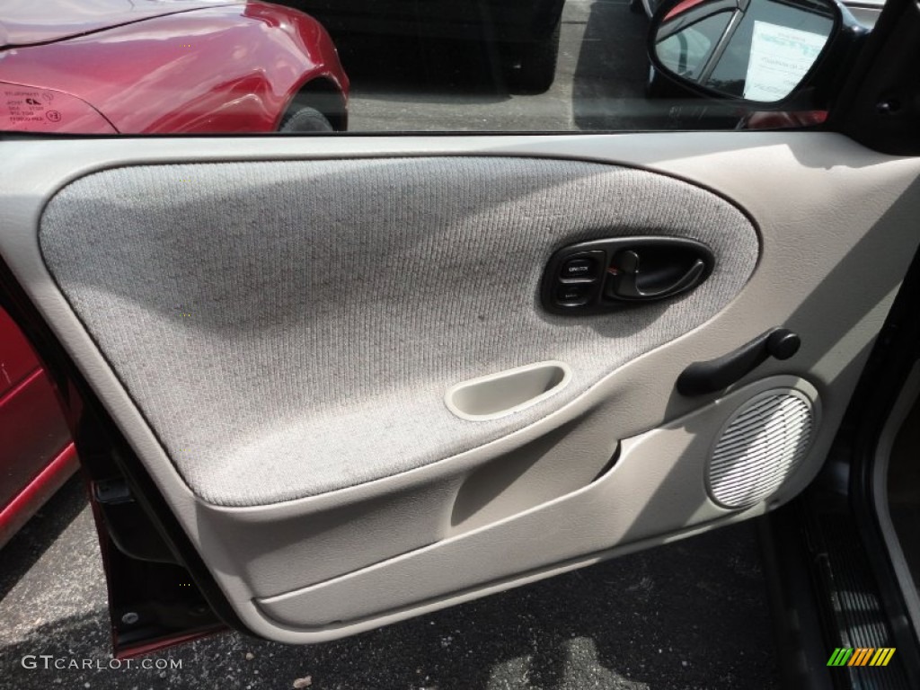 1999 Saturn S Series SL1 Sedan Tan Door Panel Photo #52400484