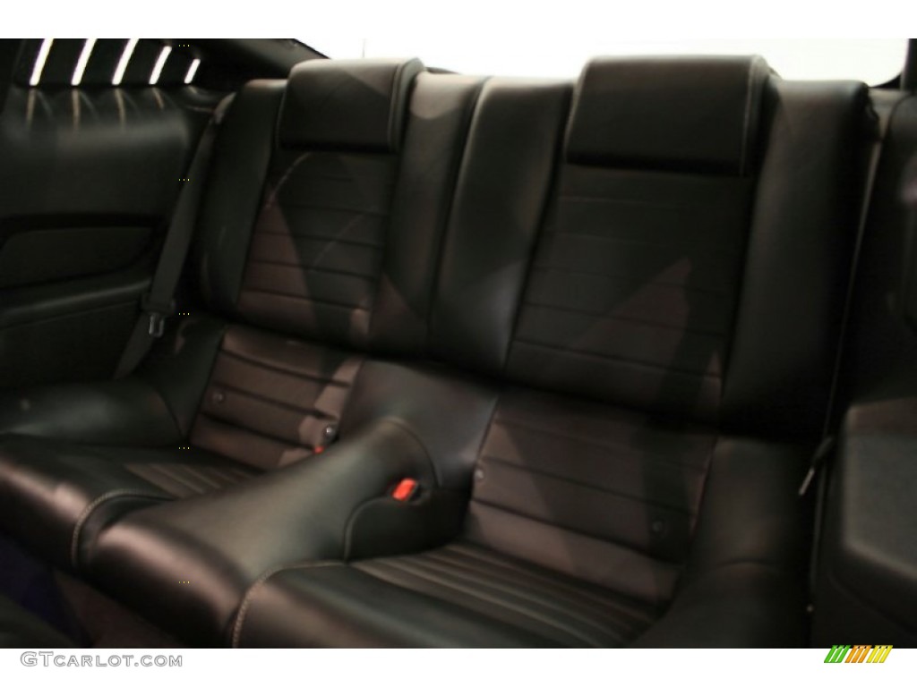 Charcoal Black Interior 2010 Ford Mustang GT Premium Coupe Photo #52400517