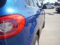 Sapphire Blue Metallic - Tiguan SE Photo No. 9