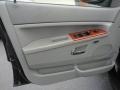 2005 Black Jeep Grand Cherokee Limited 4x4  photo #13