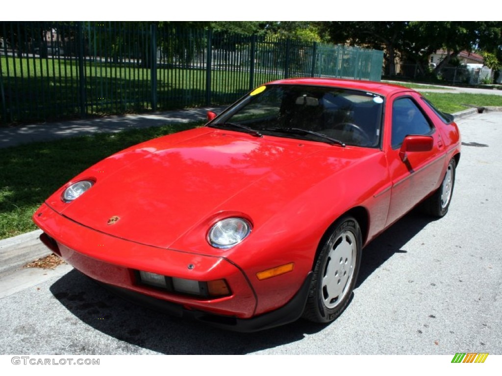 Guards Red 1985 Porsche 928 S Exterior Photo #52410447